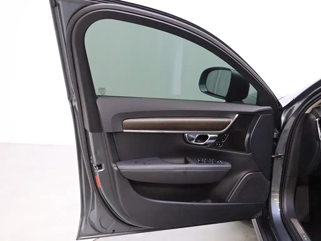 Volvo V90 2019 — фото 14