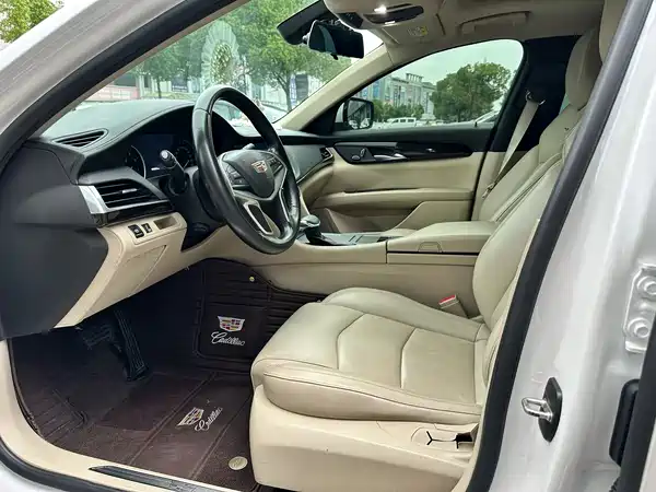 Cadillac CT6 2016