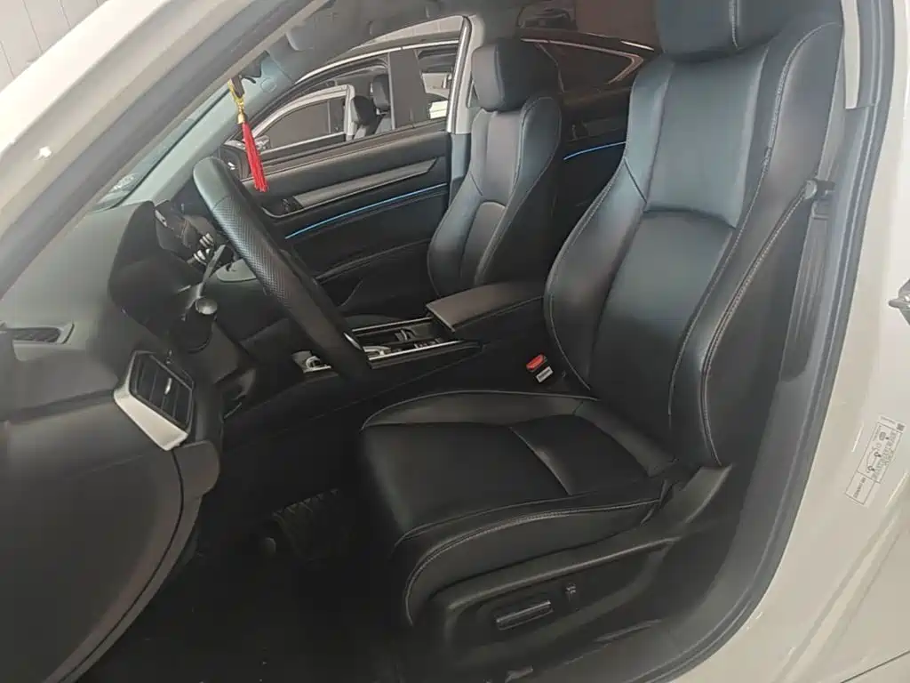 Honda Inspire 2020 — фото 15