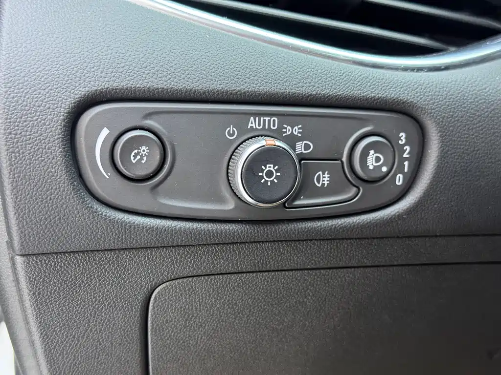 Chevrolet Malibu XL 2022 — фото 14