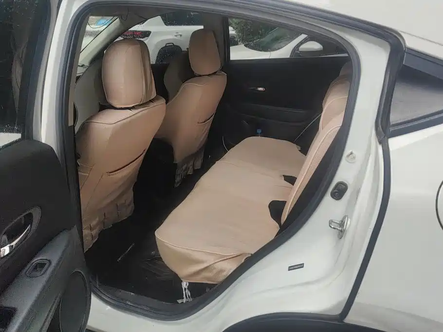 Honda Vezel 2016 — фото 11