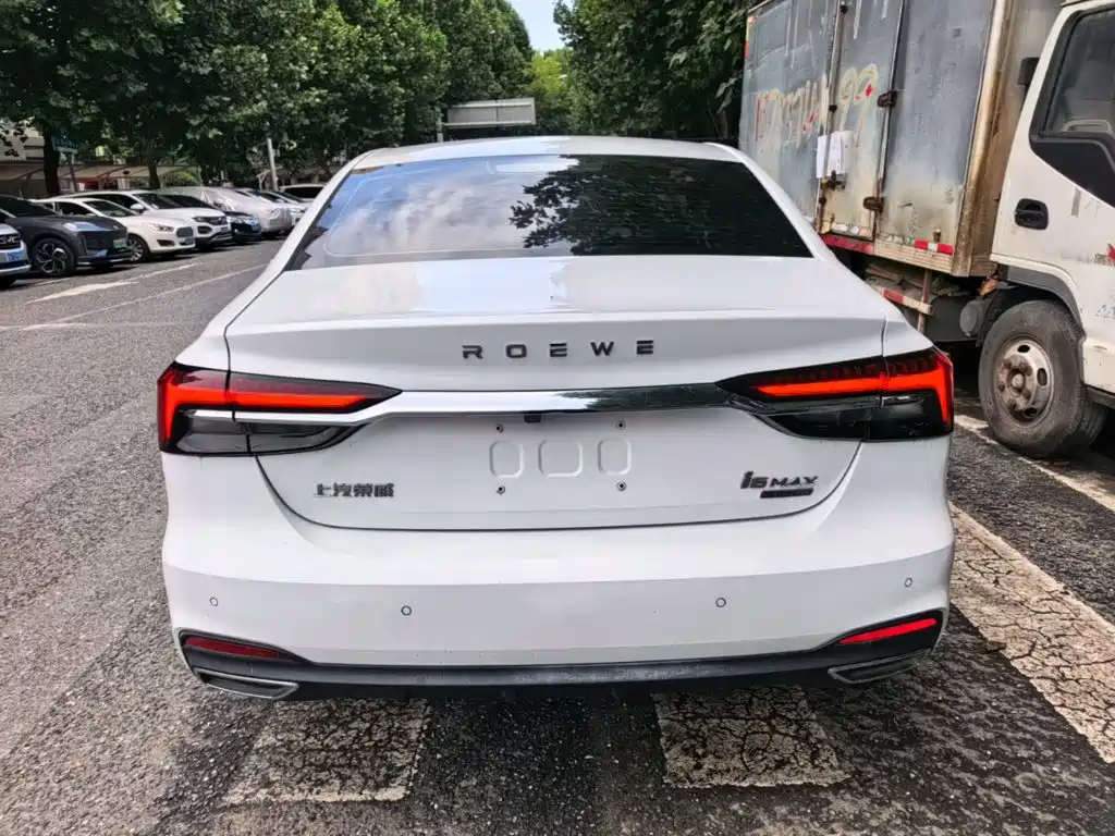 Roewe MAX 2021
