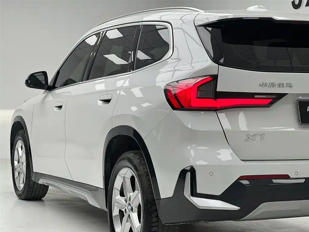 BMW X1 2023 — фото 19