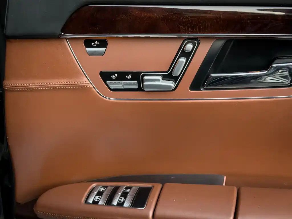 Mercedes-Benz S-Class 2007 — фото 18
