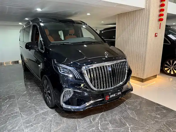 Mercedes-Benz Vito 2023