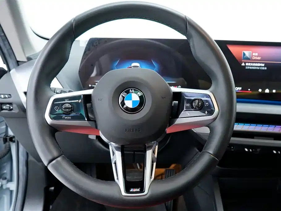 BMW 2 Series 2025 — фото 14