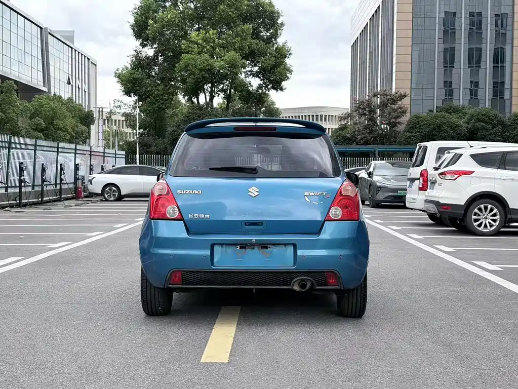 Suzuki Swift 2013