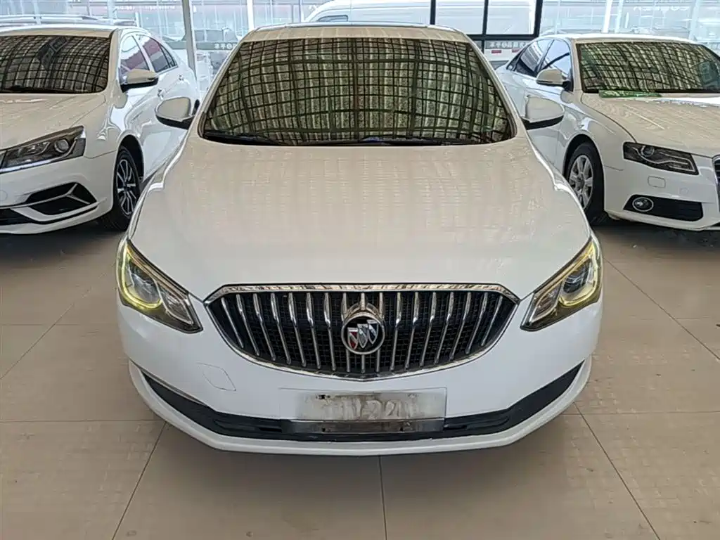 Buick Excelle 2015 — фото 3