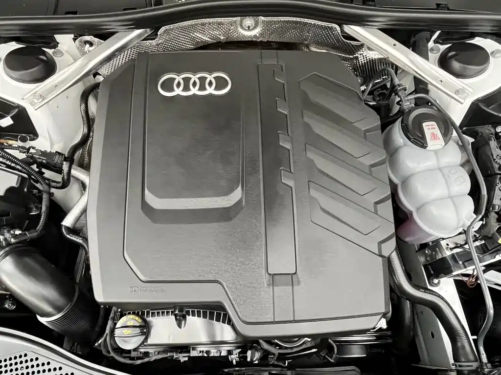 Audi A4L 2025 — фото 16