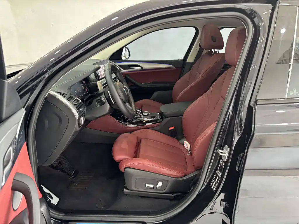 BMW X4 2023 — фото 11