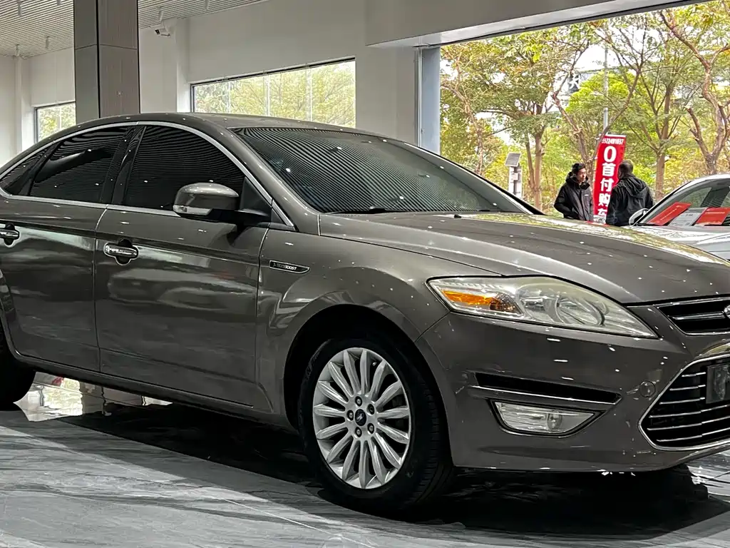Ford Mondeo Zhisheng 2012 — фото 3