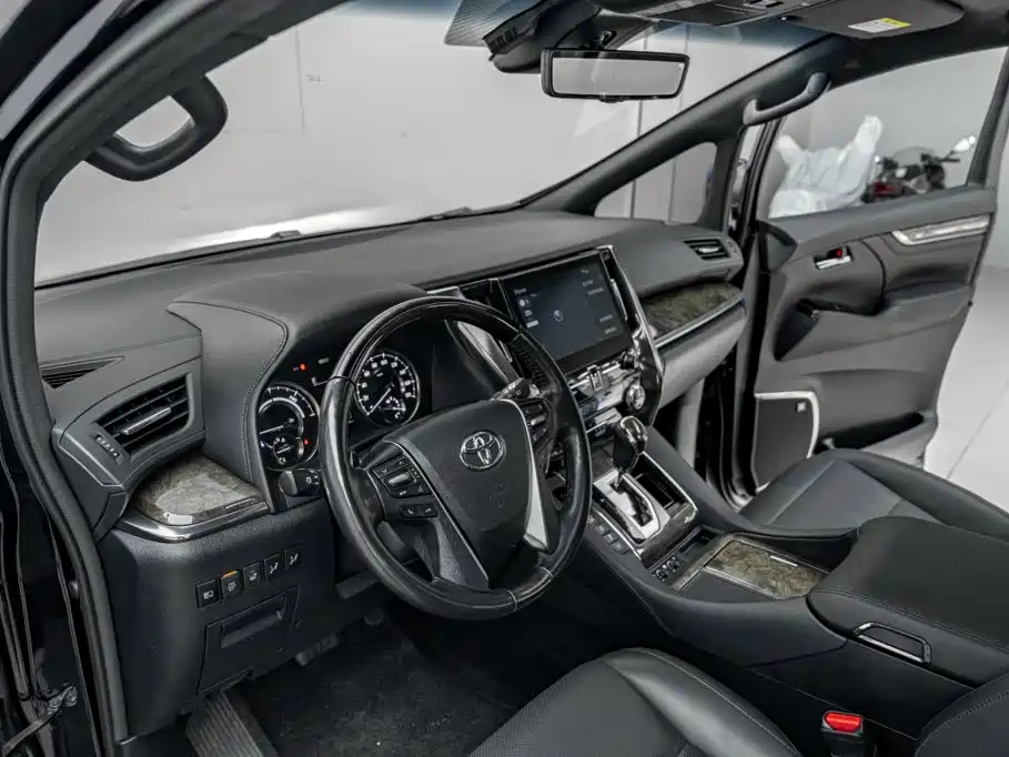Toyota Vellfire 2022 — фото 28