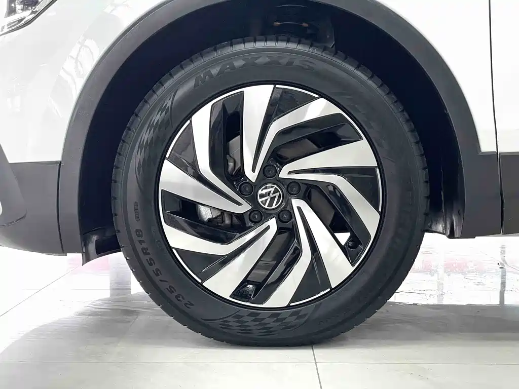 Volkswagen Tiguan L 2022 — фото 16