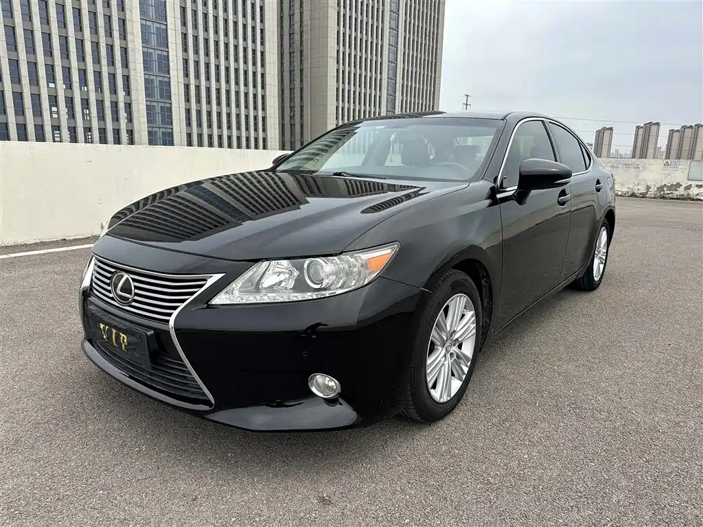Lexus ES 2013 — фото 2