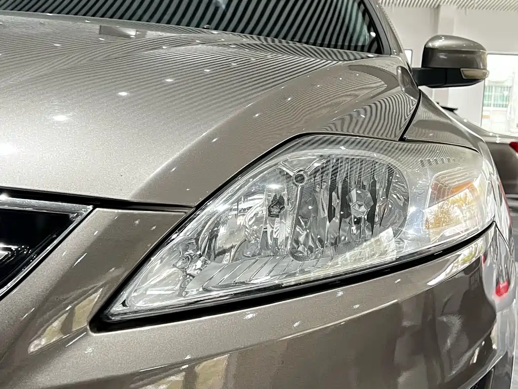 Ford Mondeo Zhisheng 2012 — фото 21