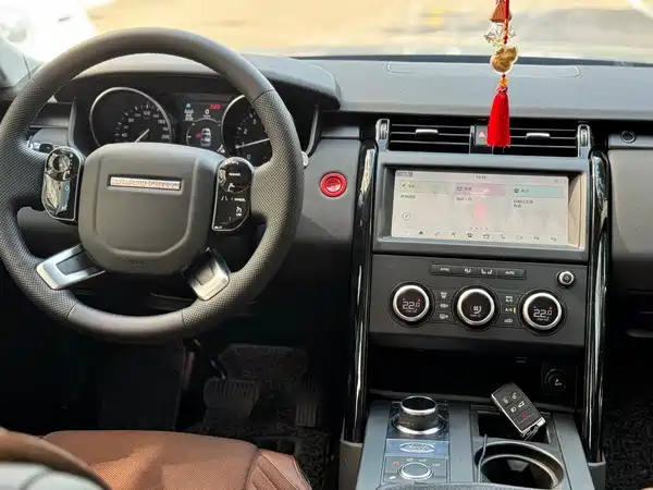 Land Rover Discovery 2019