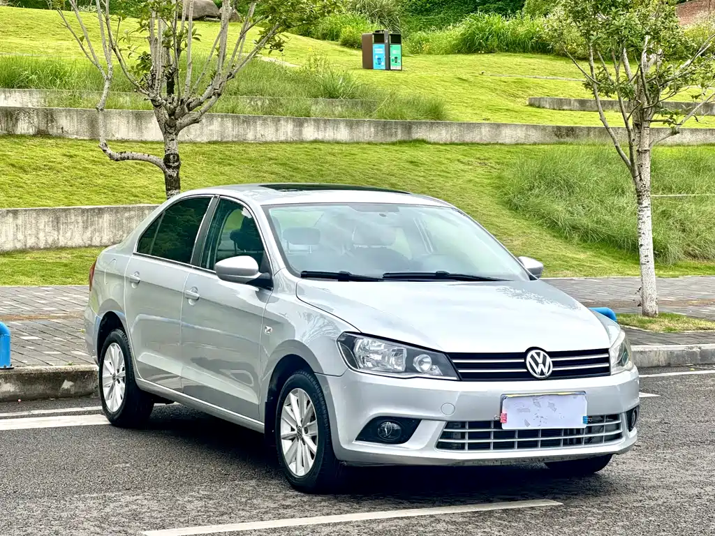 Volkswagen Jetta 2015 — фото 3