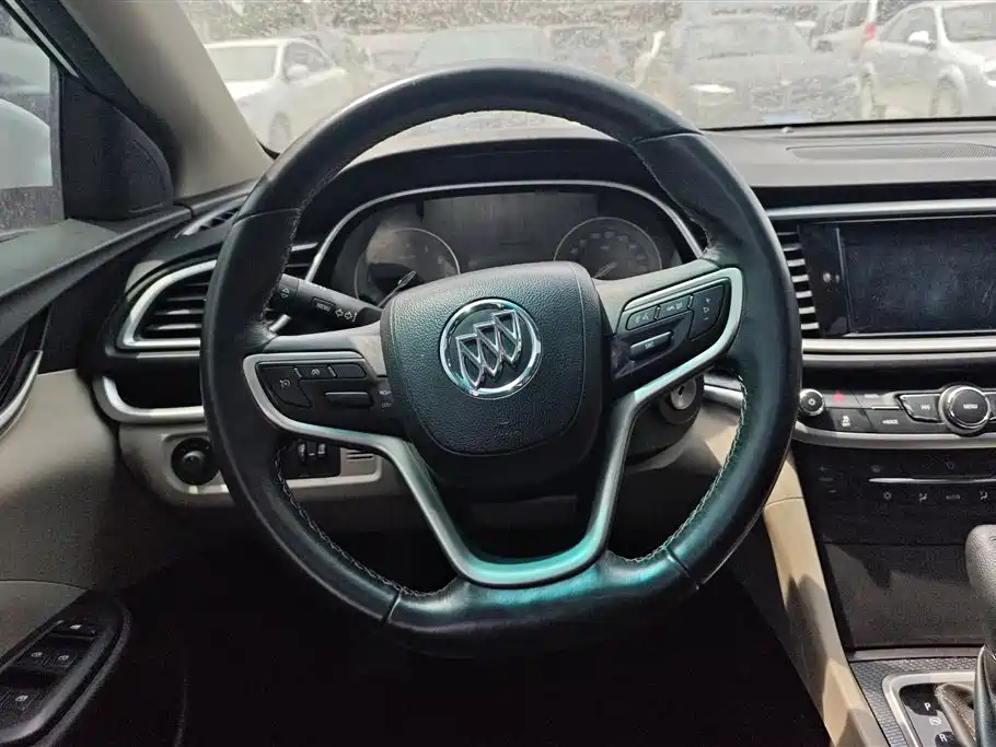 Buick Excelle 2019 — фото 15