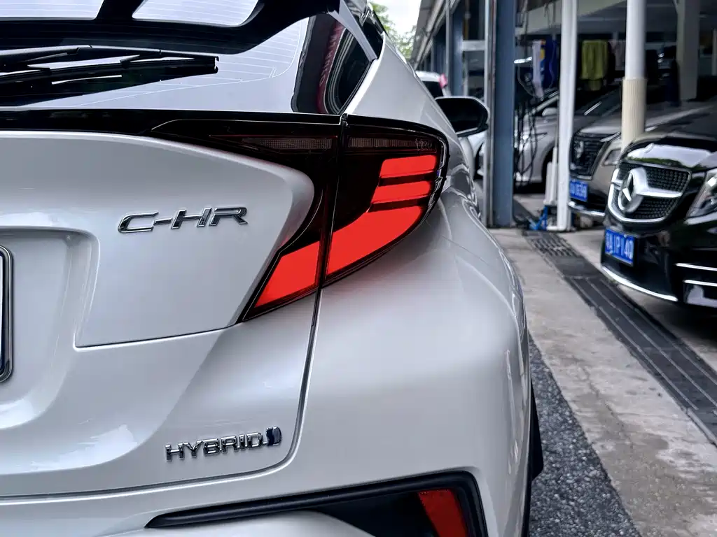Toyota C-HR 2023