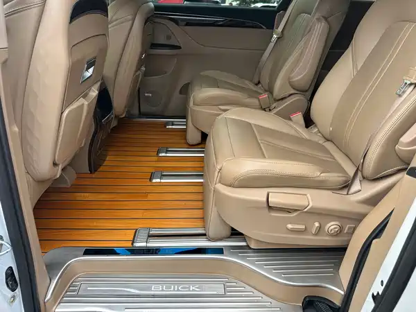 Buick GL8 2019
