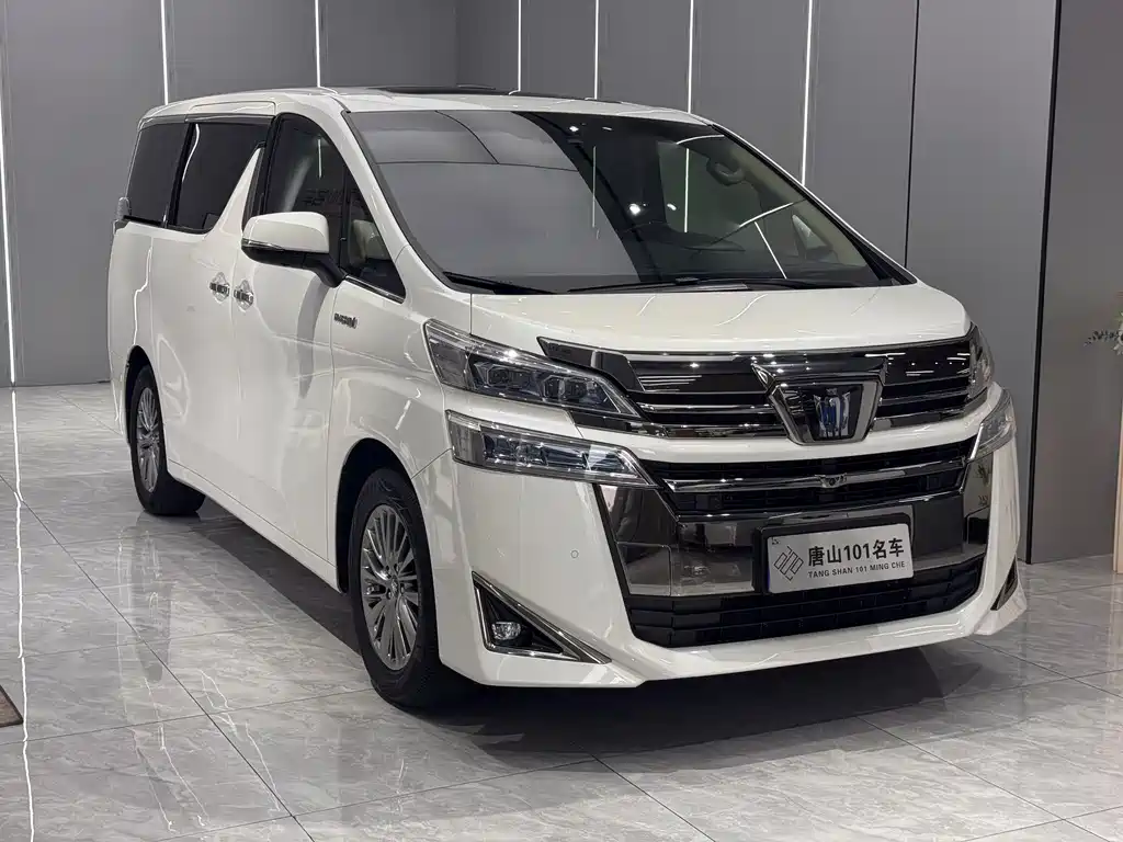 Toyota Vellfire 2022 — фото 3