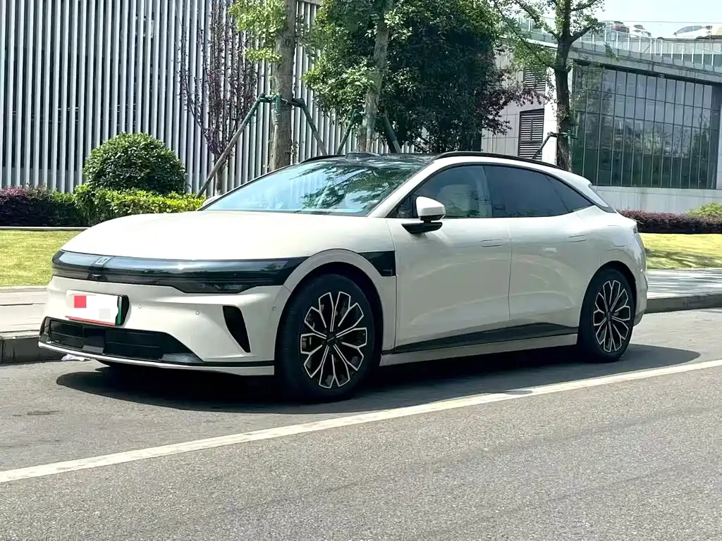 Zeekr 007 GT 2025