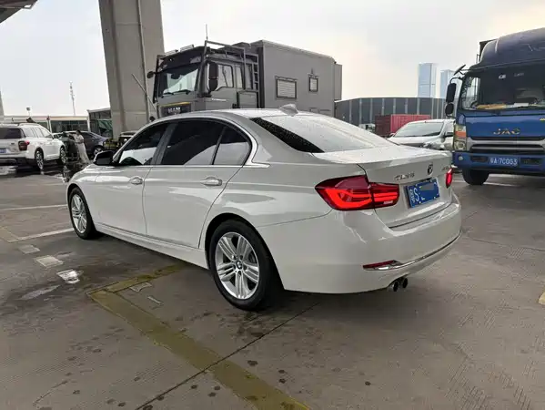 BMW 3 Series 2017