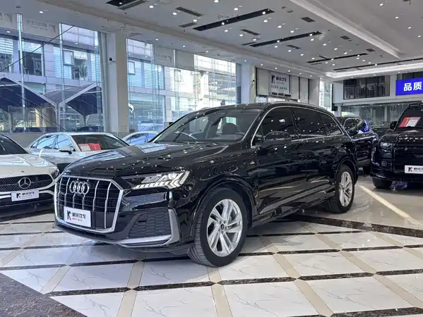 Audi Q7 2024
