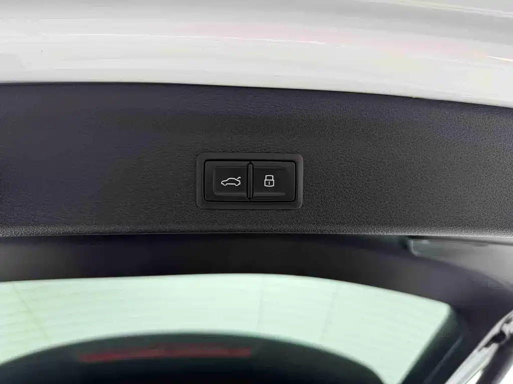 Audi Q3 2022 — фото 17