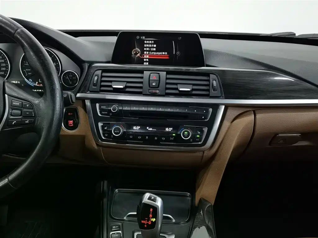 BMW 3 Series GT 2019 — фото 12