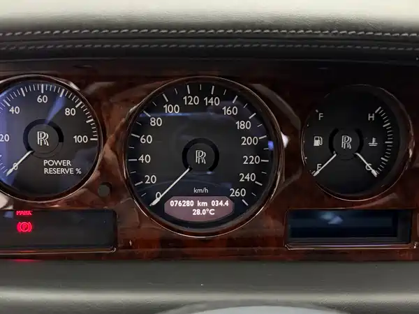 Rolls-Royce Phantom 2004