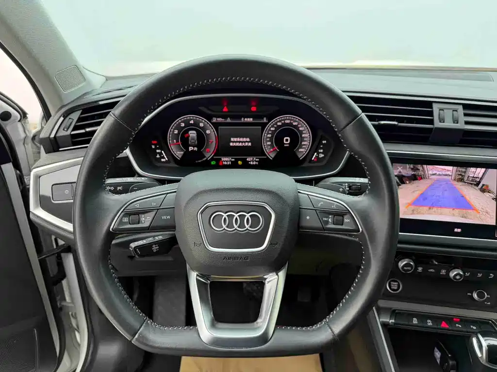Audi Q3 2022 — фото 13