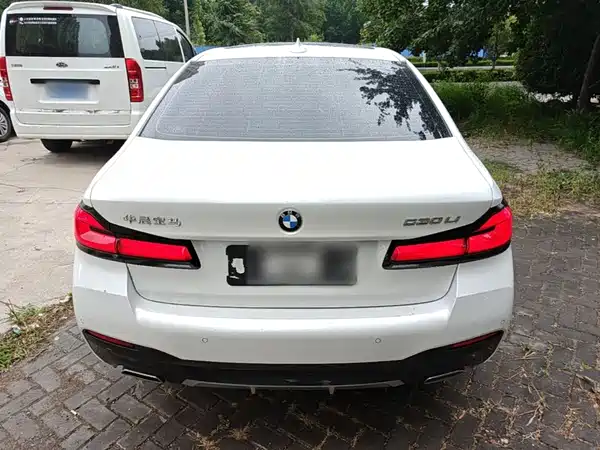 BMW 5 Series 2023
