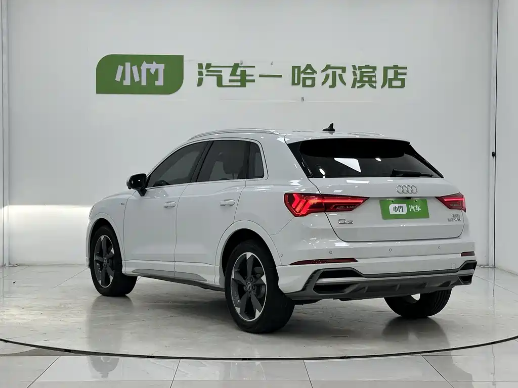 Audi Q3 2022 — фото 4