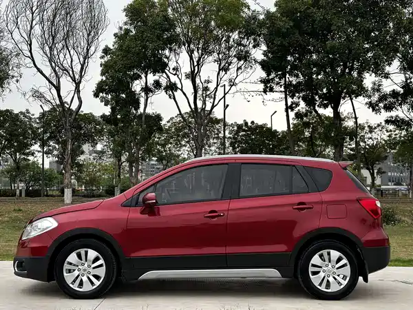 Suzuki S-Cross 2016