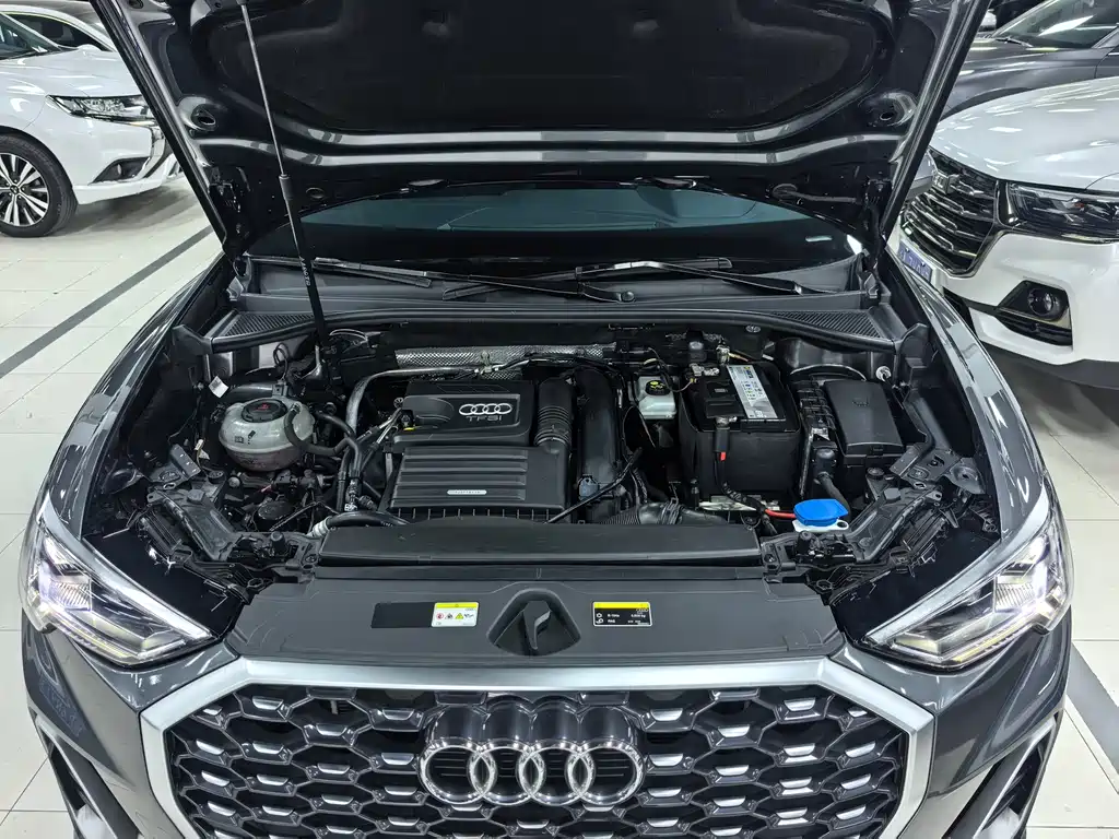 Audi Q3 Sportback 2023 — фото 20