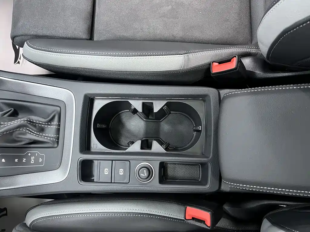 Audi Q3 2023 — фото 12