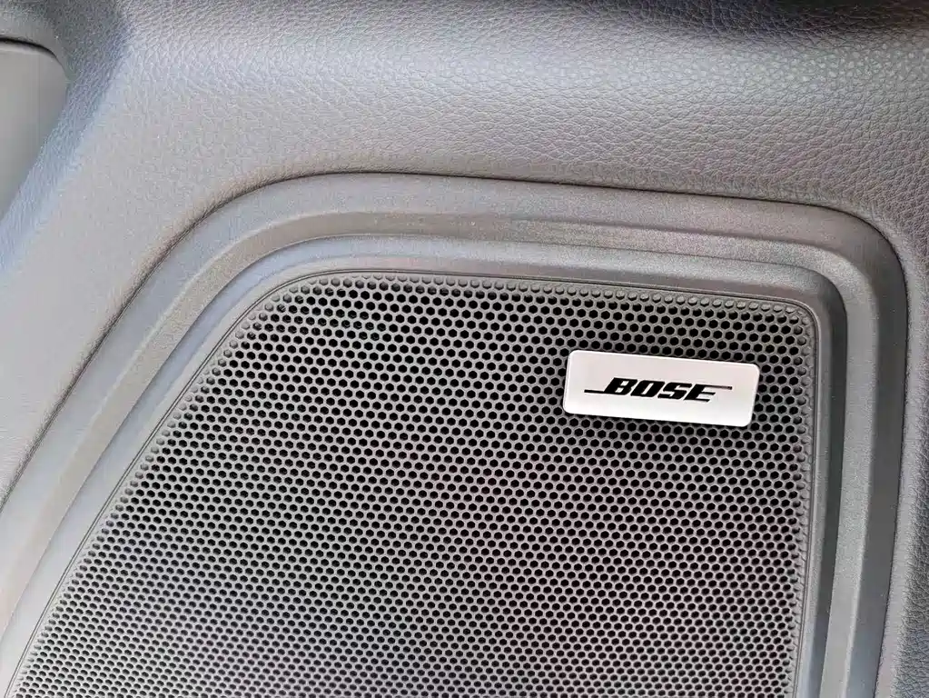 Porsche Macan 2022 — фото 16