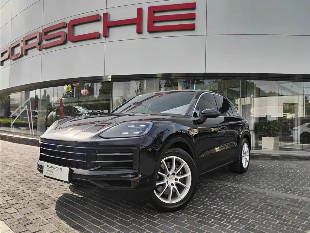 Porsche Cayenne Hybrid 2024 — фото 1