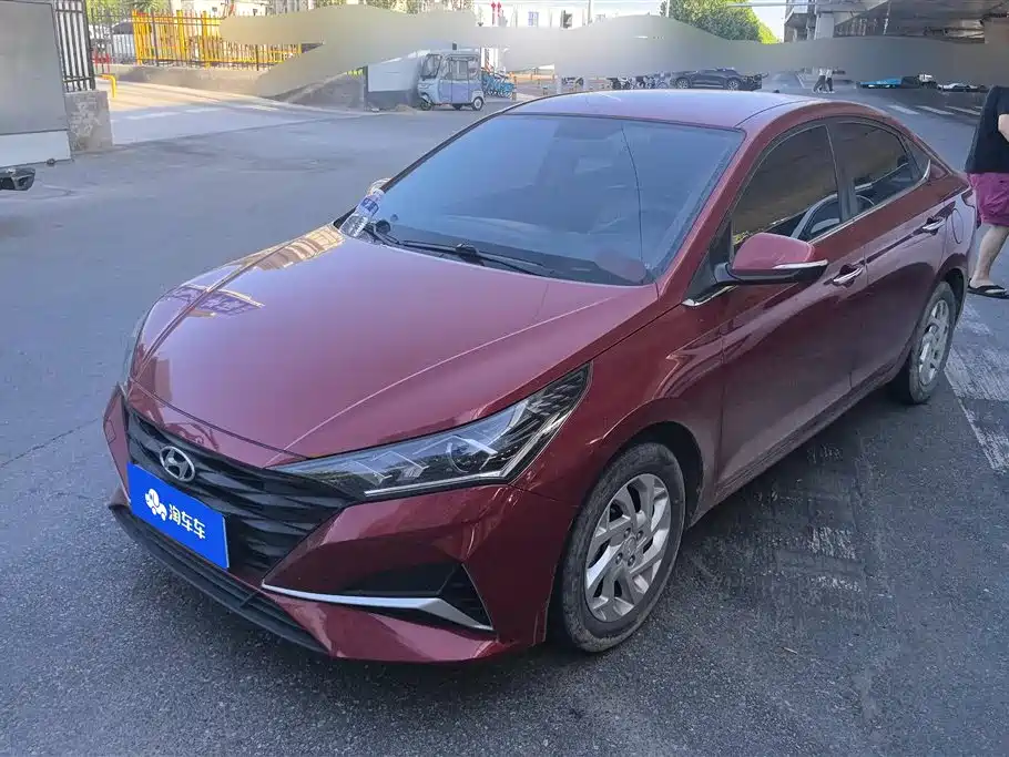 Hyundai Verna 2020 — фото 1