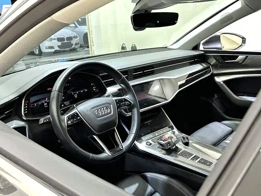 Audi A7 2021 — фото 5