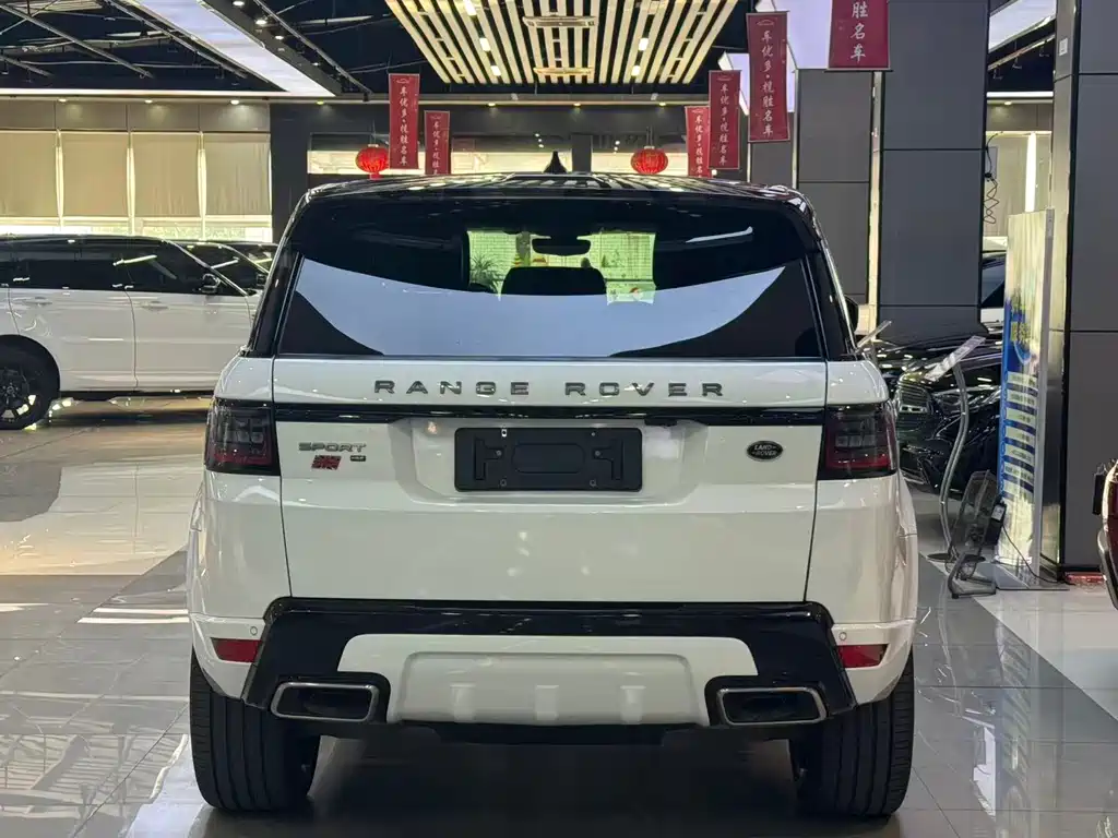 Land Rover Sport 2020 — фото 11