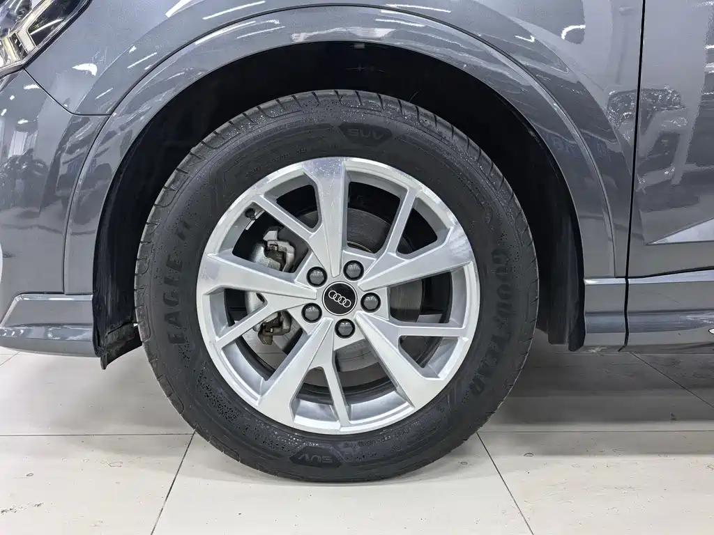 Audi Q3 Sportback 2023 — фото 6
