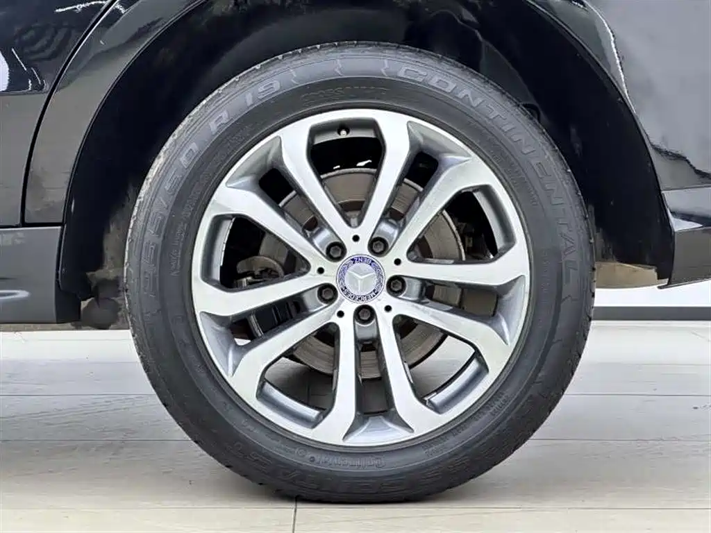 Mercedes-Benz GLE 2017 — фото 17