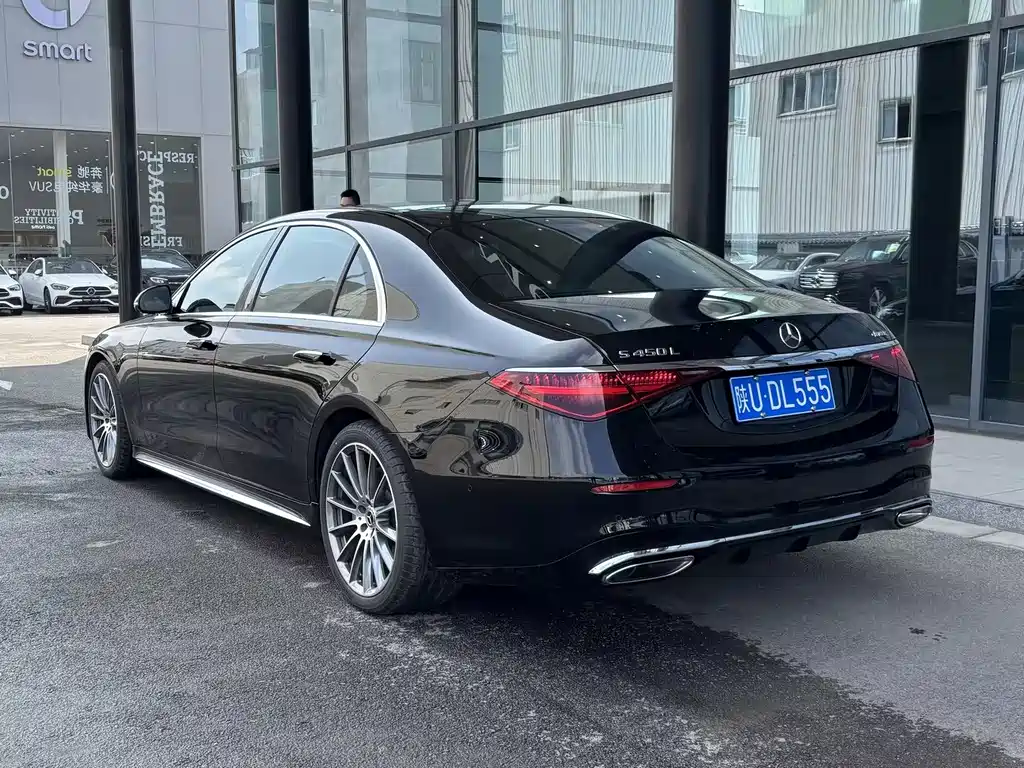 Mercedes-Benz S-Class 2024 — фото 3
