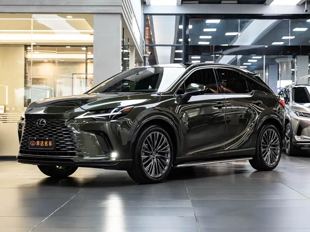 Lexus RX 2024 — фото 1