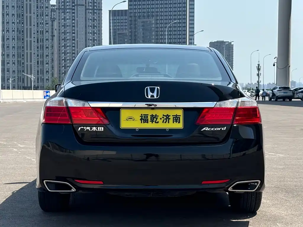 Honda Accord 2016 — фото 6