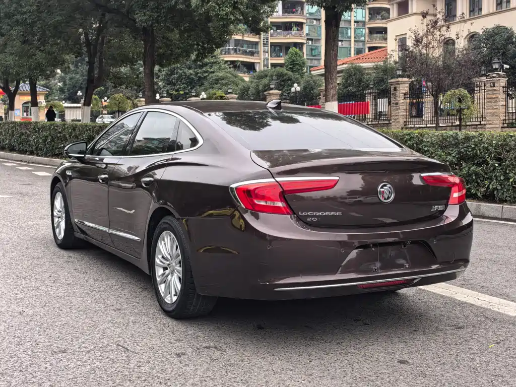 Buick LaCrosse 2016 — фото 10