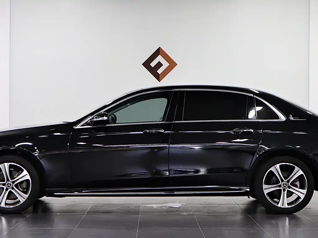 Mercedes-Benz E-Class 2020 — фото 7