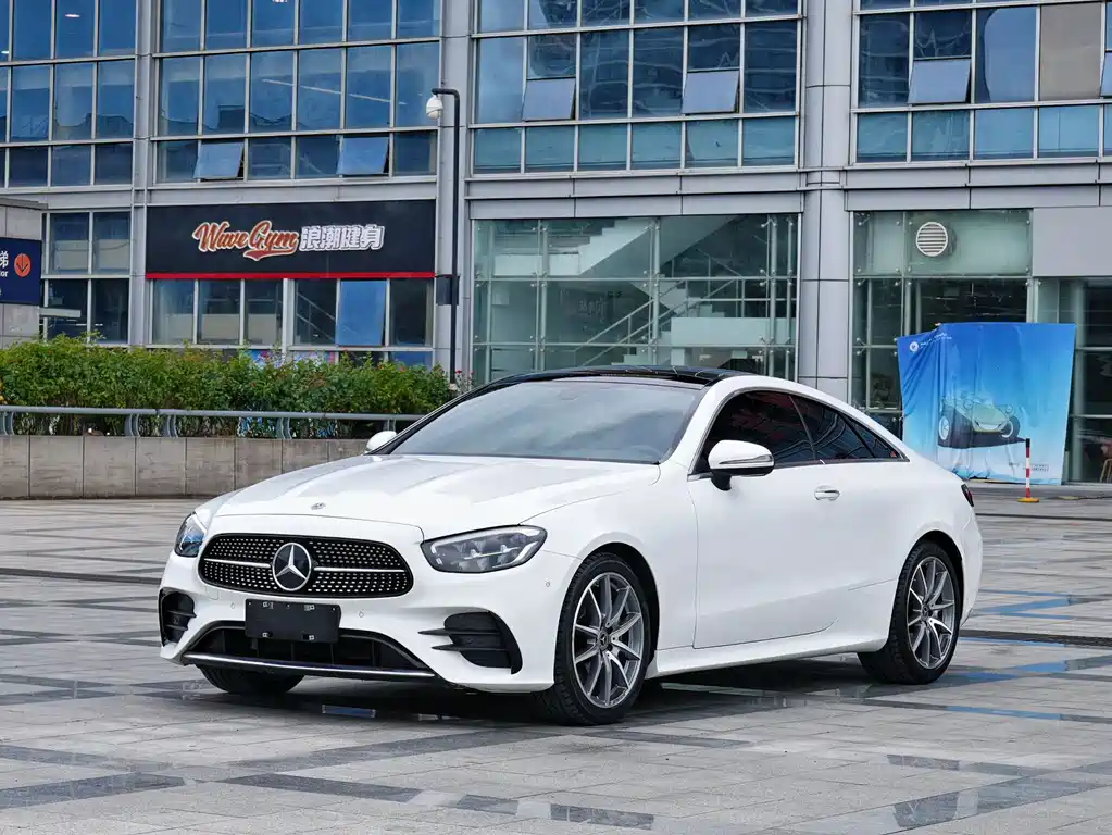 Mercedes-Benz E-Class 2023